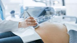 سن مادر در خطر بروز ناهنجاری‌های کروموزومی اثرگذار است.